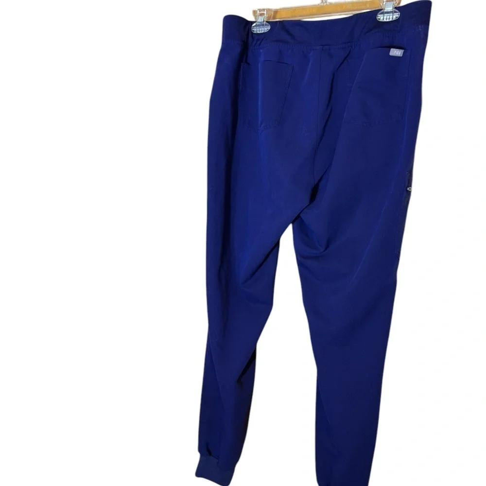 FigsStylish Blue Jogger Scrub Pants